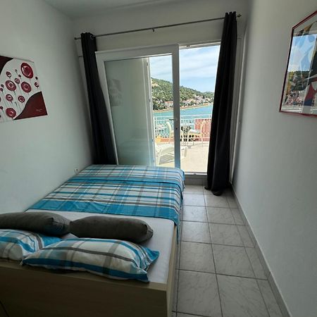 Marina Apartmani Tisno Murter Экстерьер фото